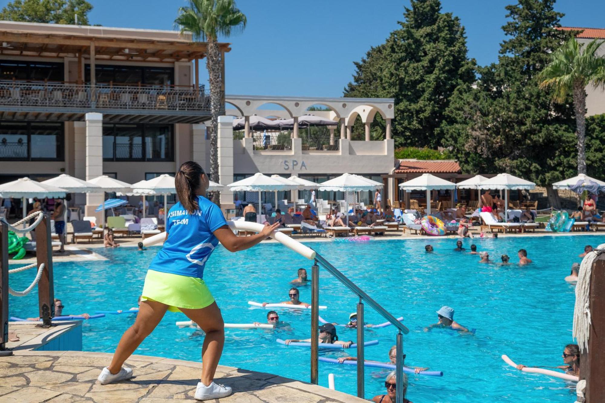 Roda Beach Resort & Spa Exterior photo