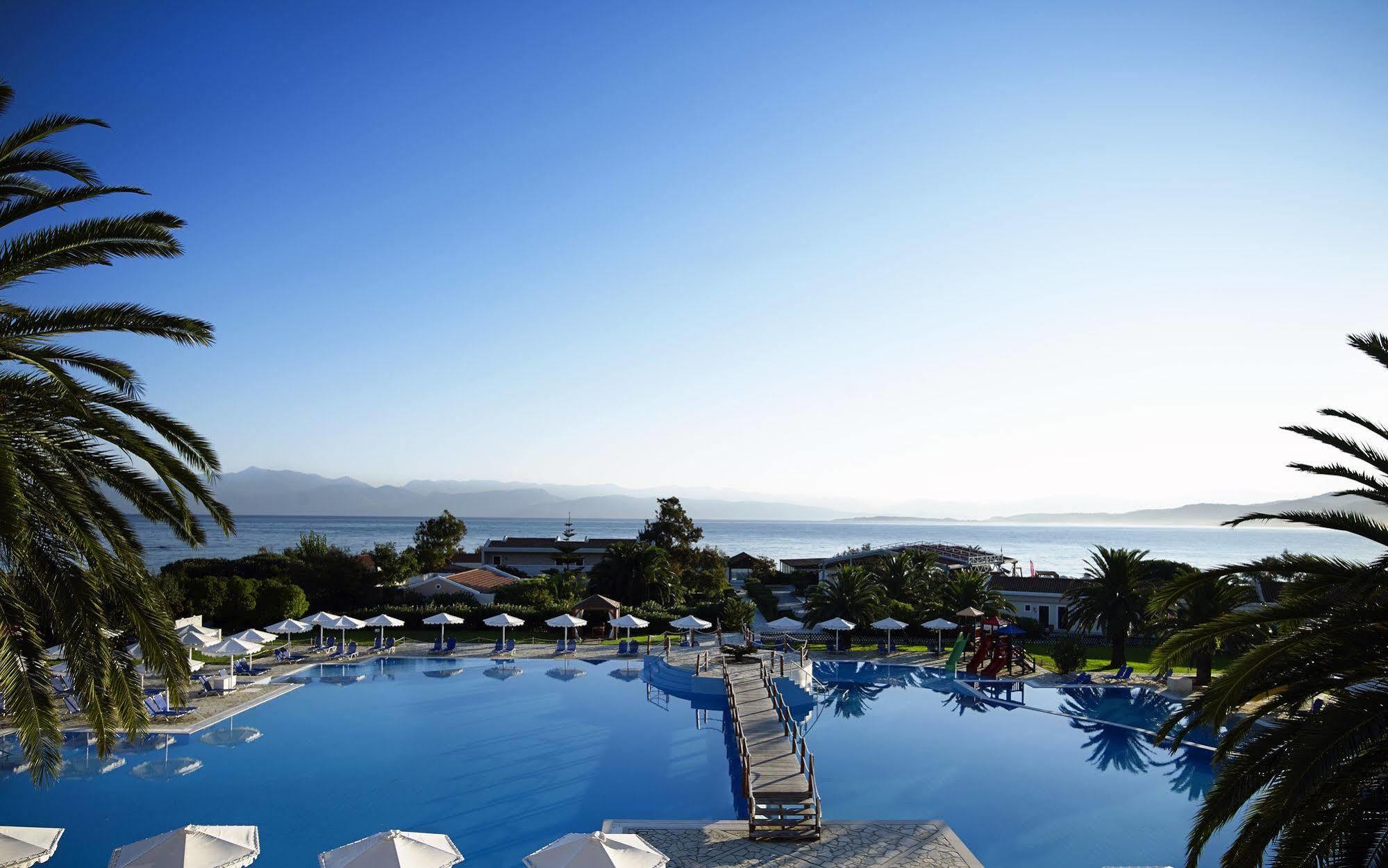 Roda Beach Resort & Spa Exterior photo